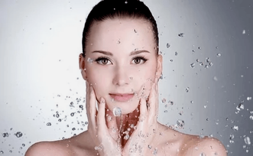Water is the basis of young skin